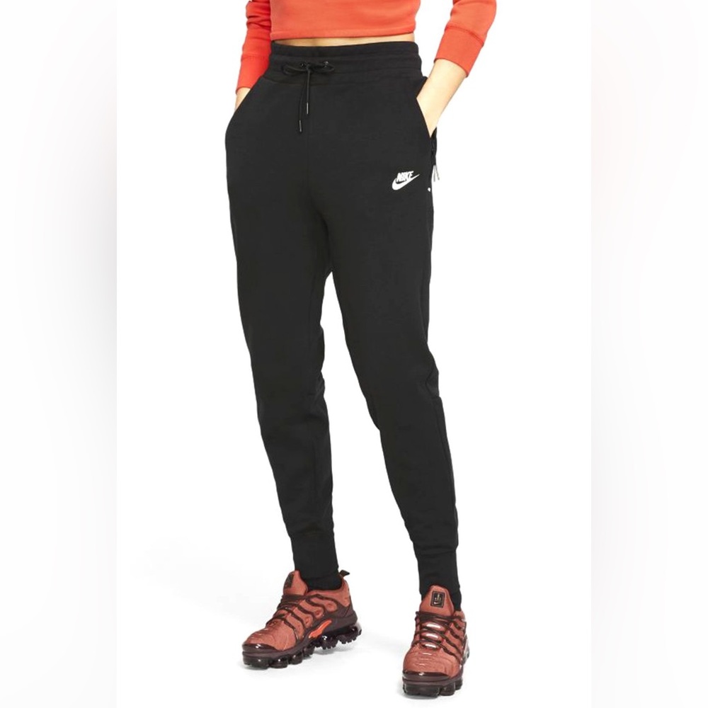 Nike Women’s Sportswear Tech Fleece Pants | Black | Size XS